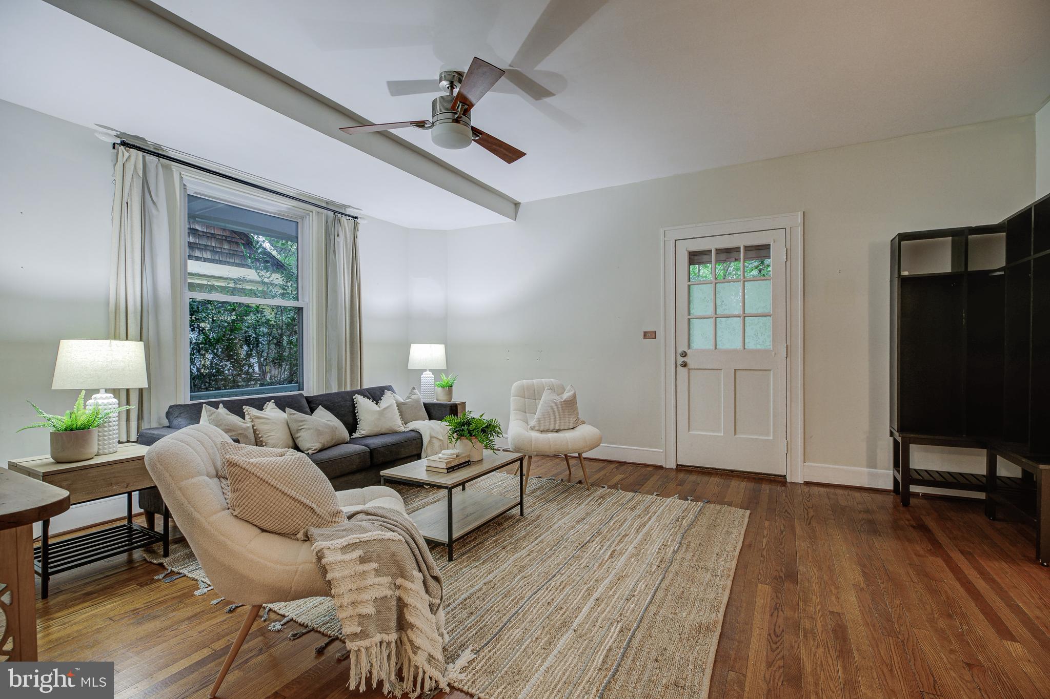 2604 Ken Oak Road Baltimore, MD 21215 - Photo 11 of 56