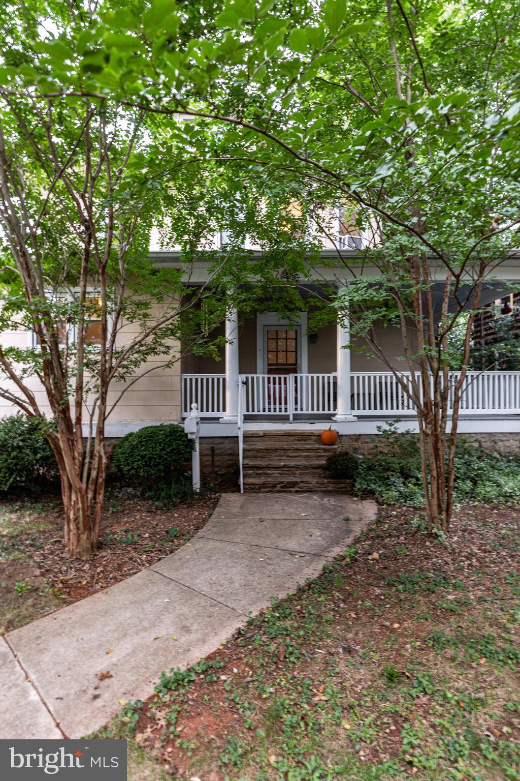 2604 Ken Oak Road Baltimore, MD 21215 - Photo 3 of 56