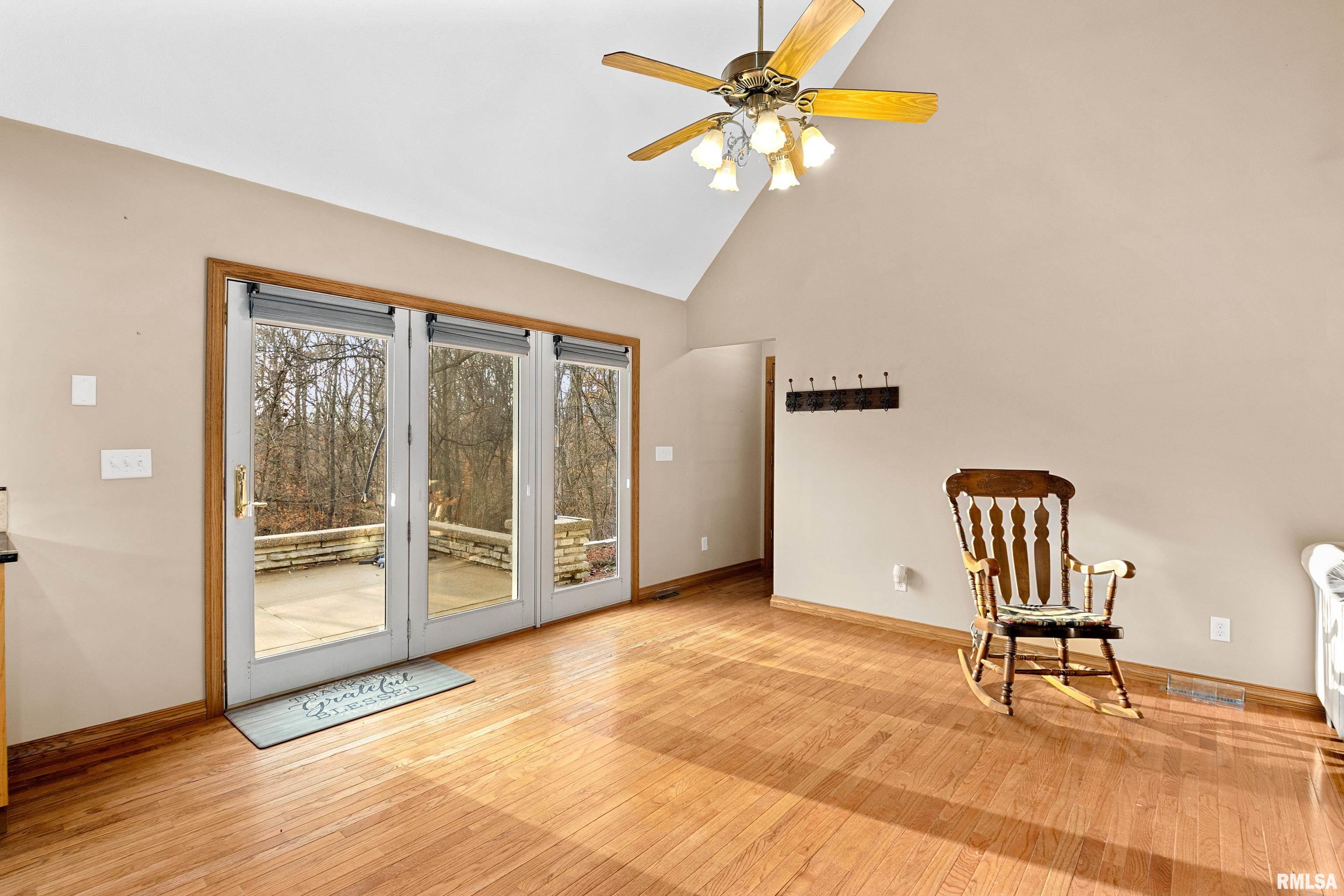 8199 Ridgeway Drive Hopedale, IL 61747 - Photo 12 of 45