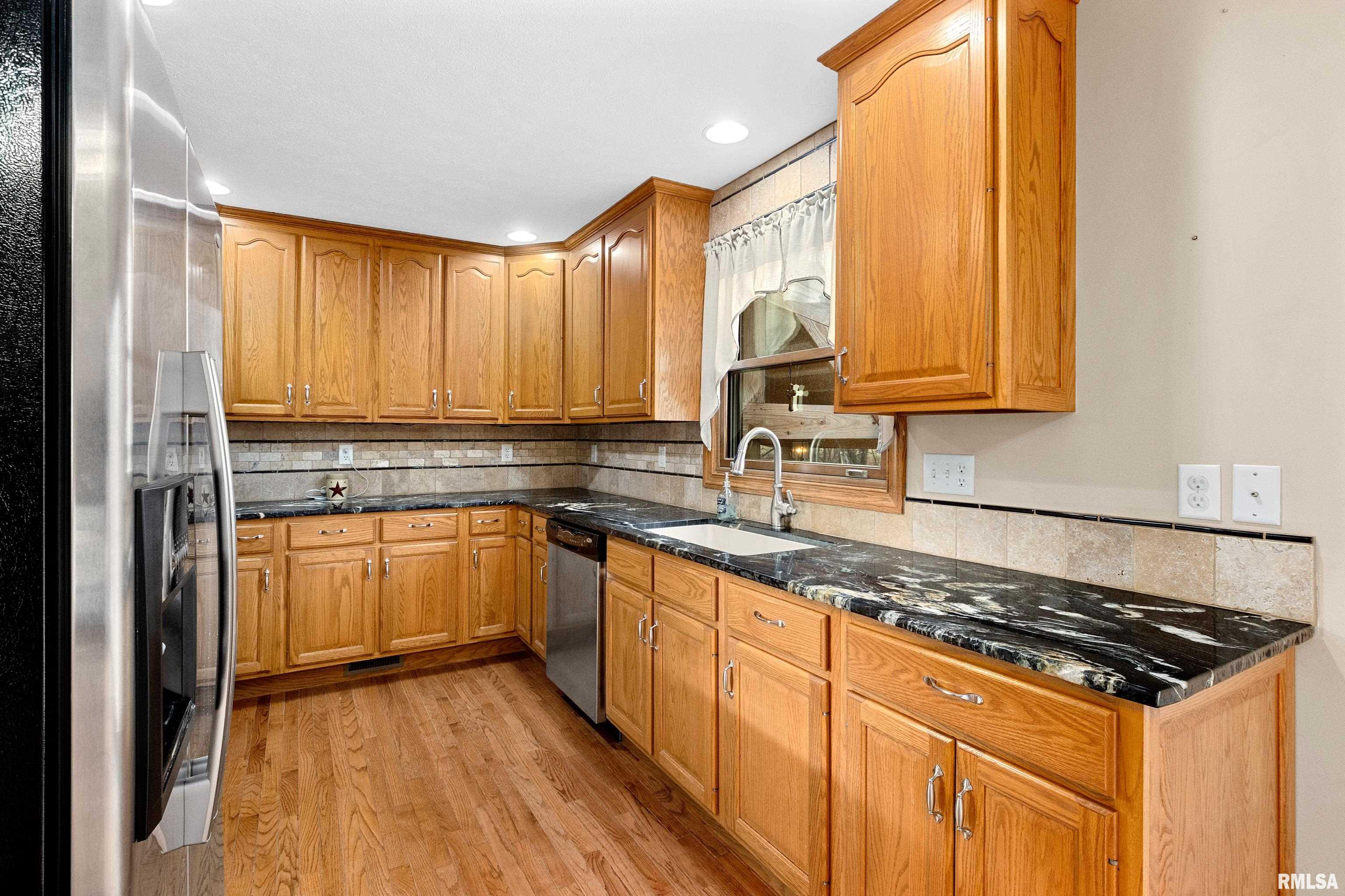 8199 Ridgeway Drive Hopedale, IL 61747 - Photo 15 of 45