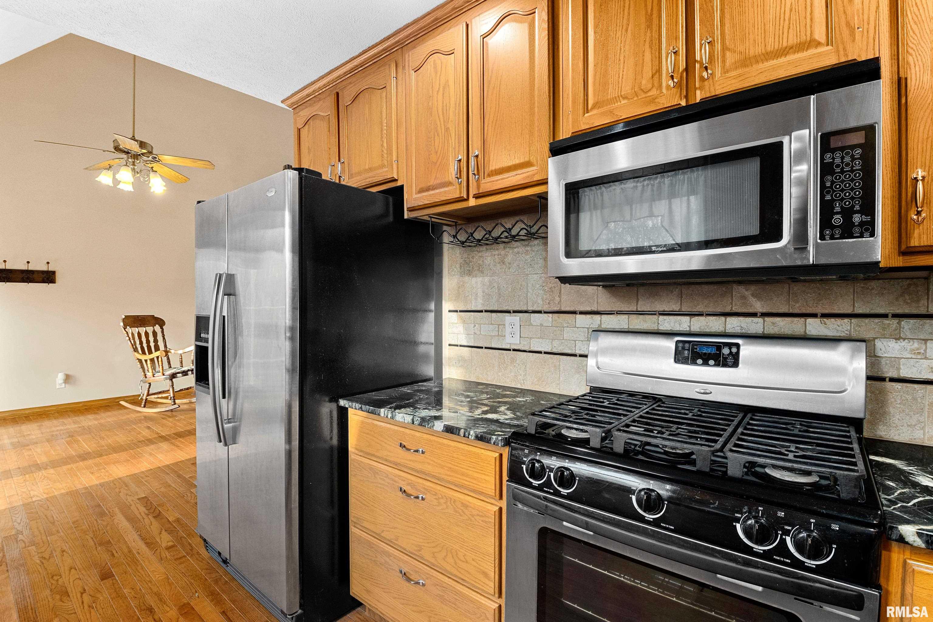 8199 Ridgeway Drive Hopedale, IL 61747 - Photo 17 of 45