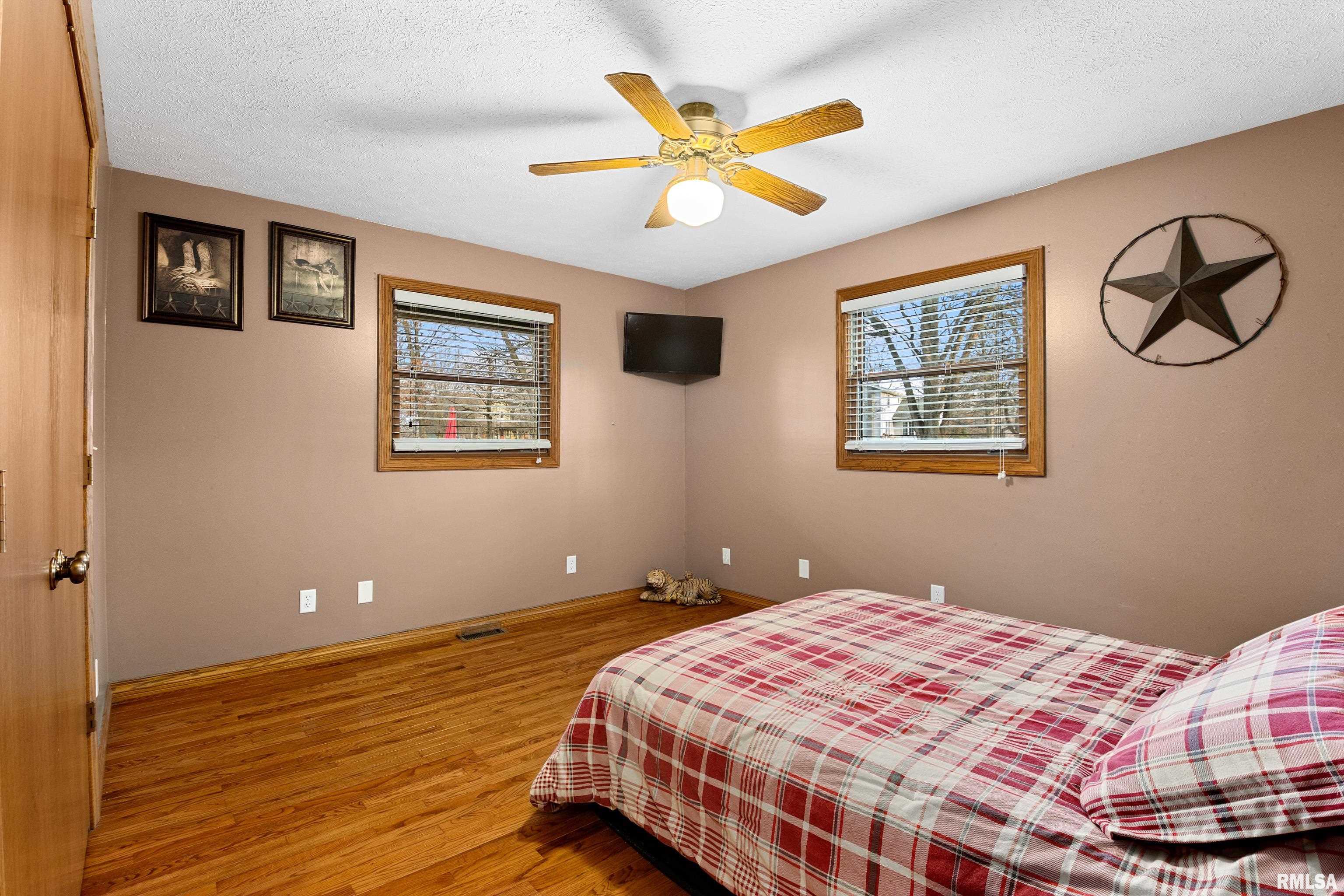 8199 Ridgeway Drive Hopedale, IL 61747 - Photo 28 of 45