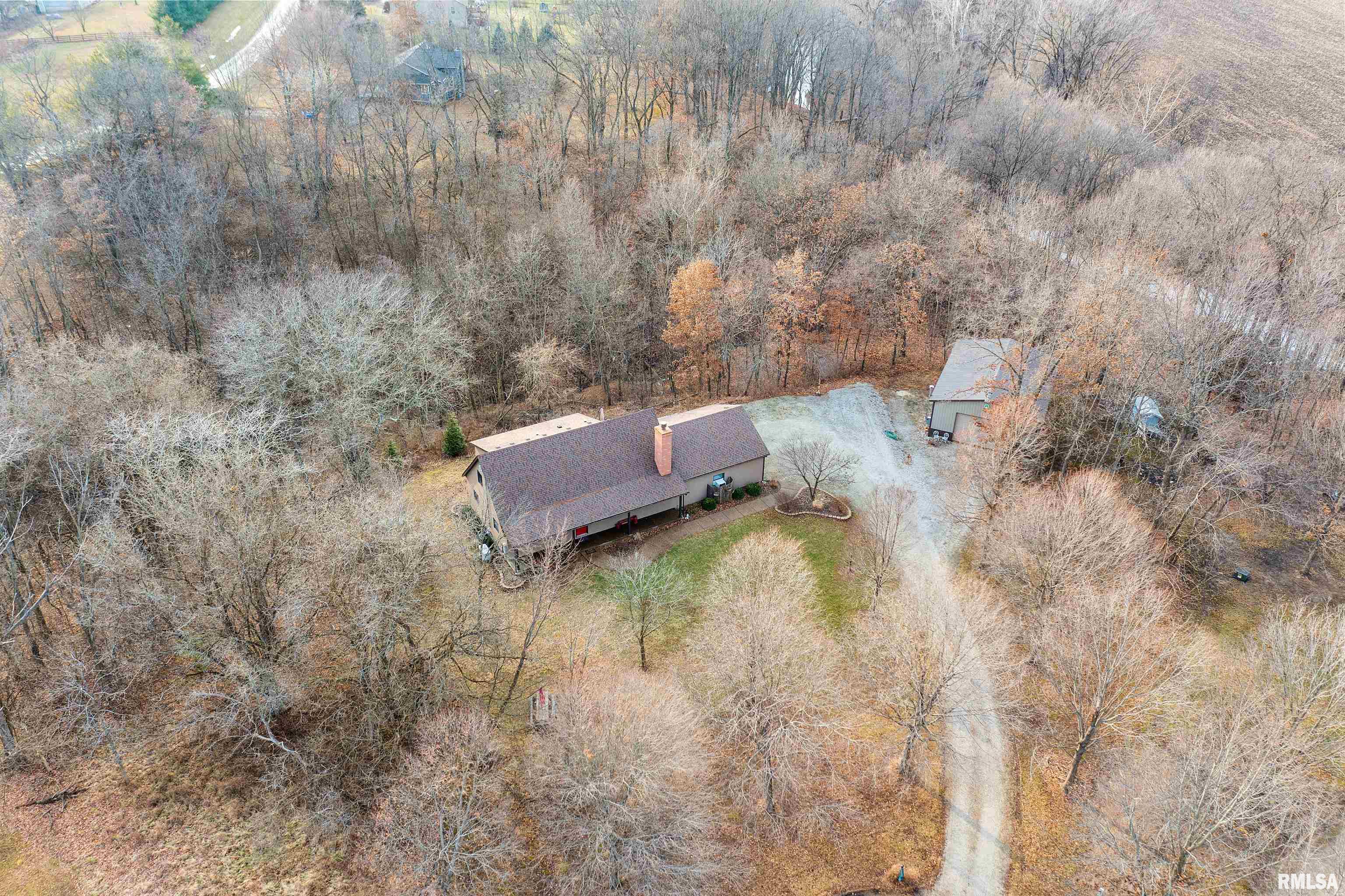 8199 Ridgeway Drive Hopedale, IL 61747 - Photo 3 of 45