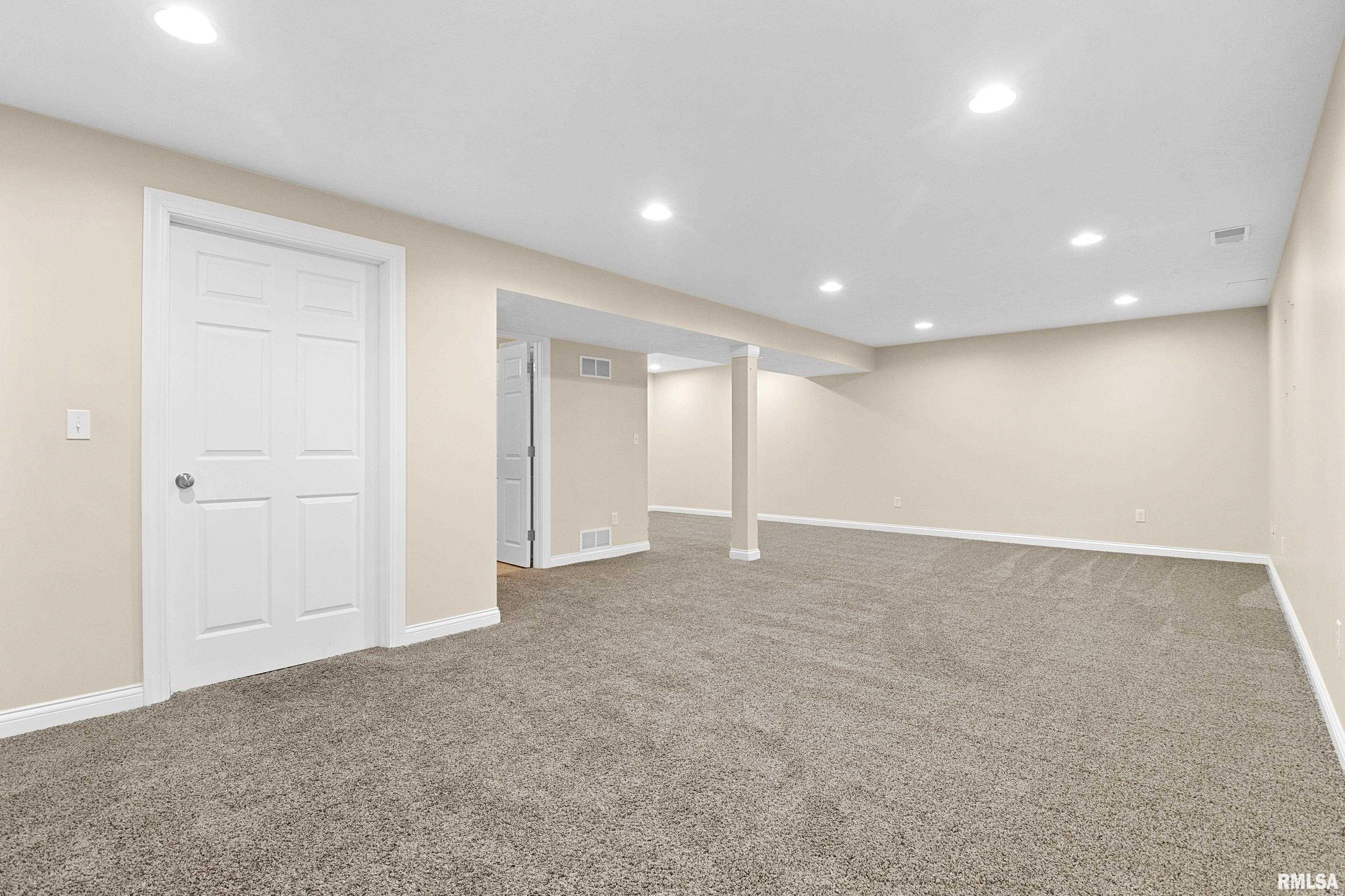 8199 Ridgeway Drive Hopedale, IL 61747 - Photo 31 of 45