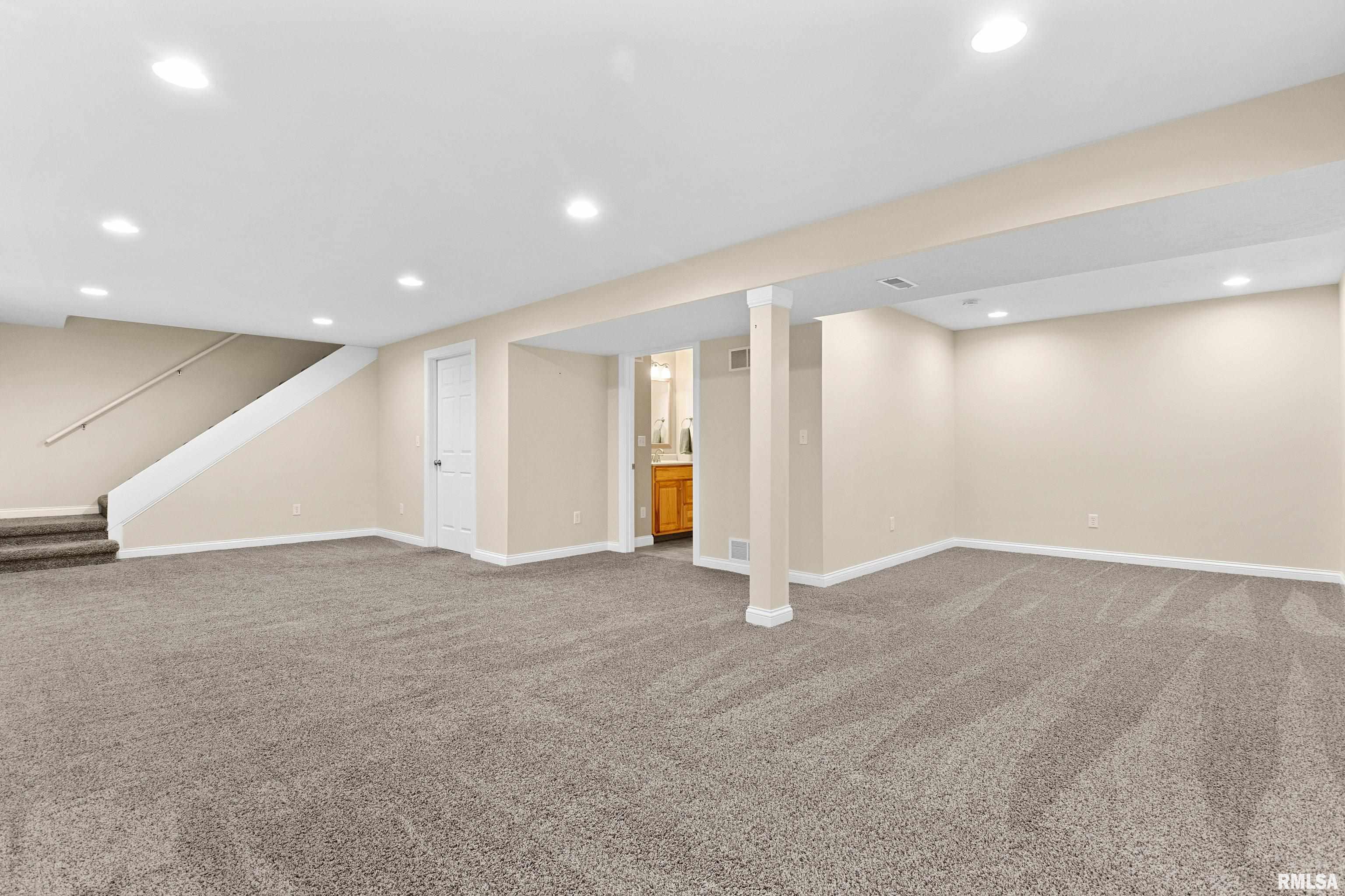 8199 Ridgeway Drive Hopedale, IL 61747 - Photo 32 of 45