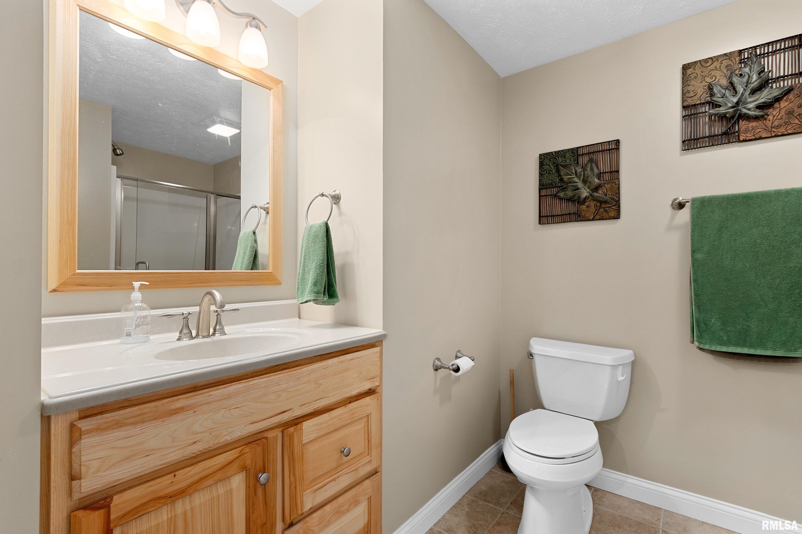 8199 Ridgeway Drive Hopedale, IL 61747 - Photo 34 of 45
