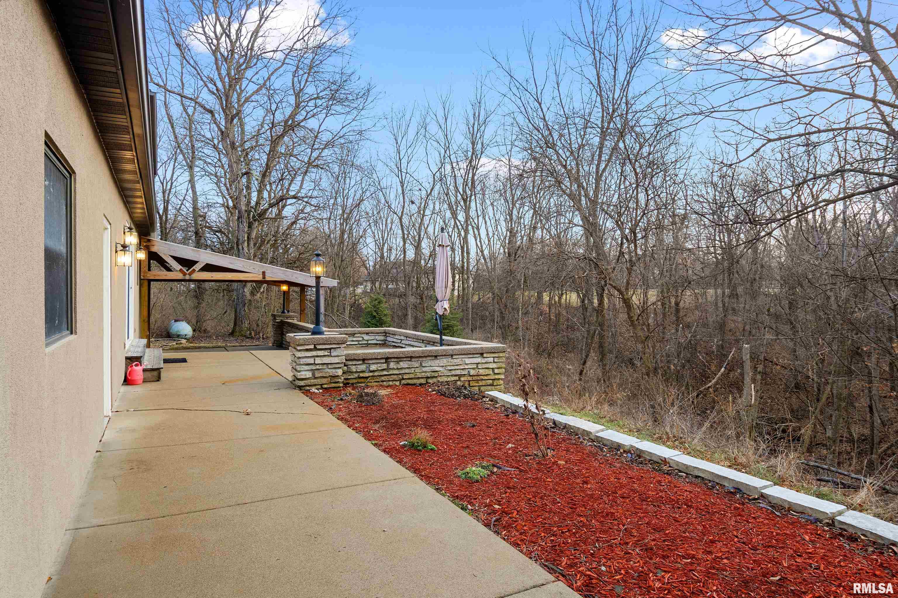 8199 Ridgeway Drive Hopedale, IL 61747 - Photo 40 of 45