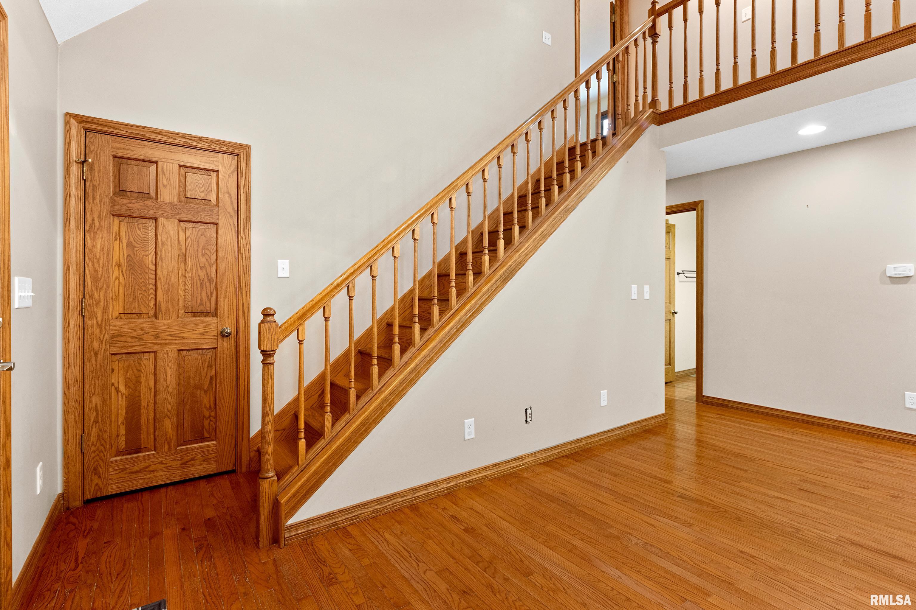 8199 Ridgeway Drive Hopedale, IL 61747 - Photo 7 of 45