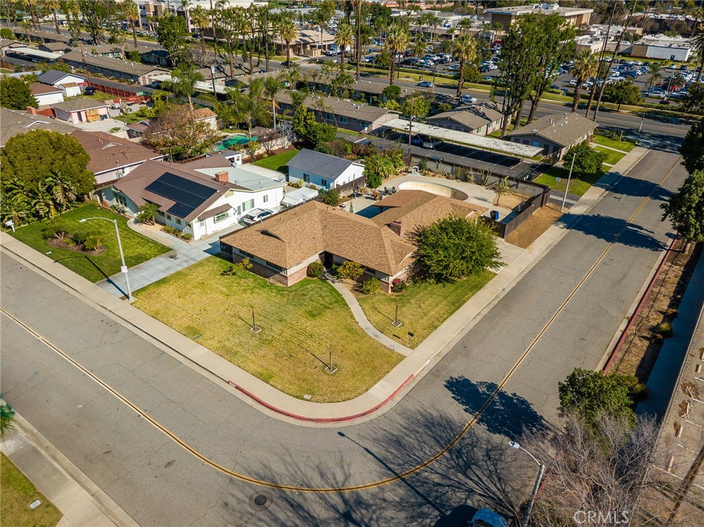 3869 Lafayette Street Riverside, CA 92503 - Photo 7 of 35