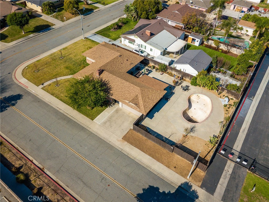 3869 Lafayette Street Riverside, CA 92503 - Photo 8 of 35