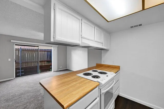 $589,000 | 7449 Willowcreek Drive, Citrus Heights, CA 95610