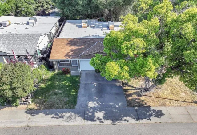 $589,000 | 7449 Willowcreek Drive, Citrus Heights, CA 95610