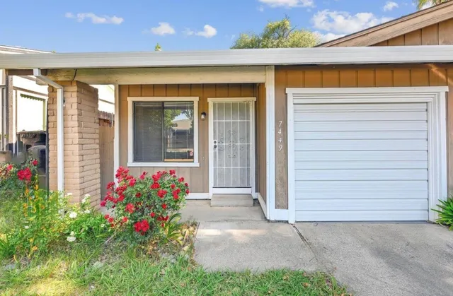 $589,000 | 7449 Willowcreek Drive, Citrus Heights, CA 95610