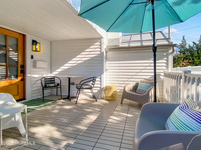 a view of outdoor space yard and patio