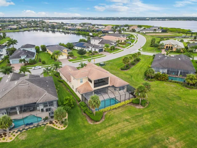 $7,600 | 5402 Tidewater Preserve Boulevard, Bradenton, FL 34208