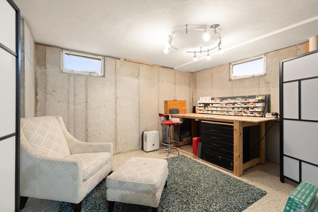 72 Putnam Street, Unit 72 Needham, MA 02494 - Photo 38 of 38