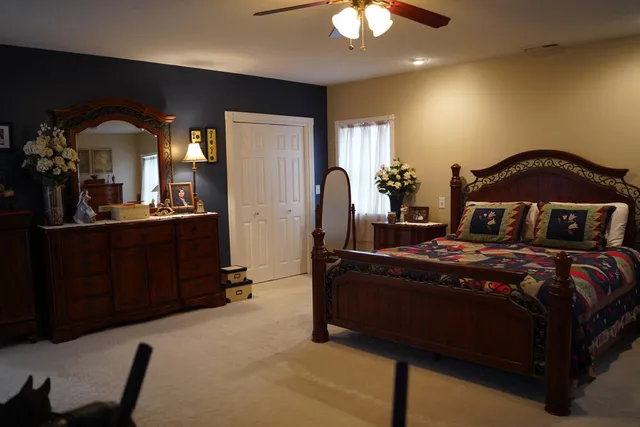 $646,500 | 25065 Rock Springs Hollow Road, Thebes, IL 62990