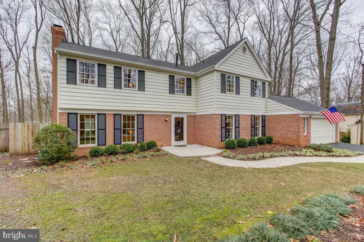11315 Handlebar Road Reston, VA 20191 - Photo 2 of 41 Nicely Landscaped Front Yard