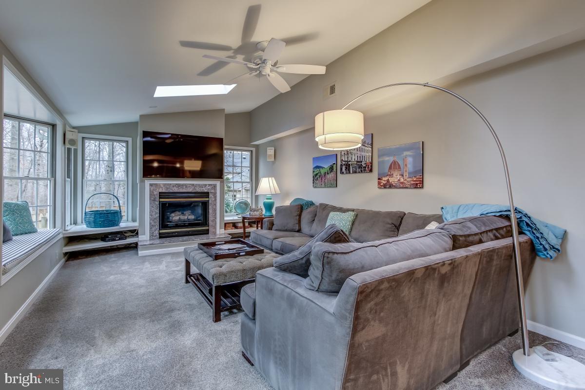 11315 Handlebar Road Reston, VA 20191 - Photo 11 of 41 Light Filled Fam Room with Backyard access