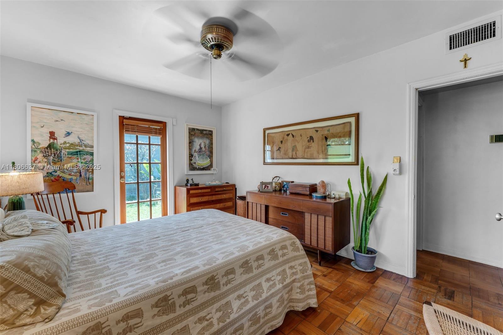 1895 Southwest 25th Street Miami, FL 33133 - Photo 11 of 24