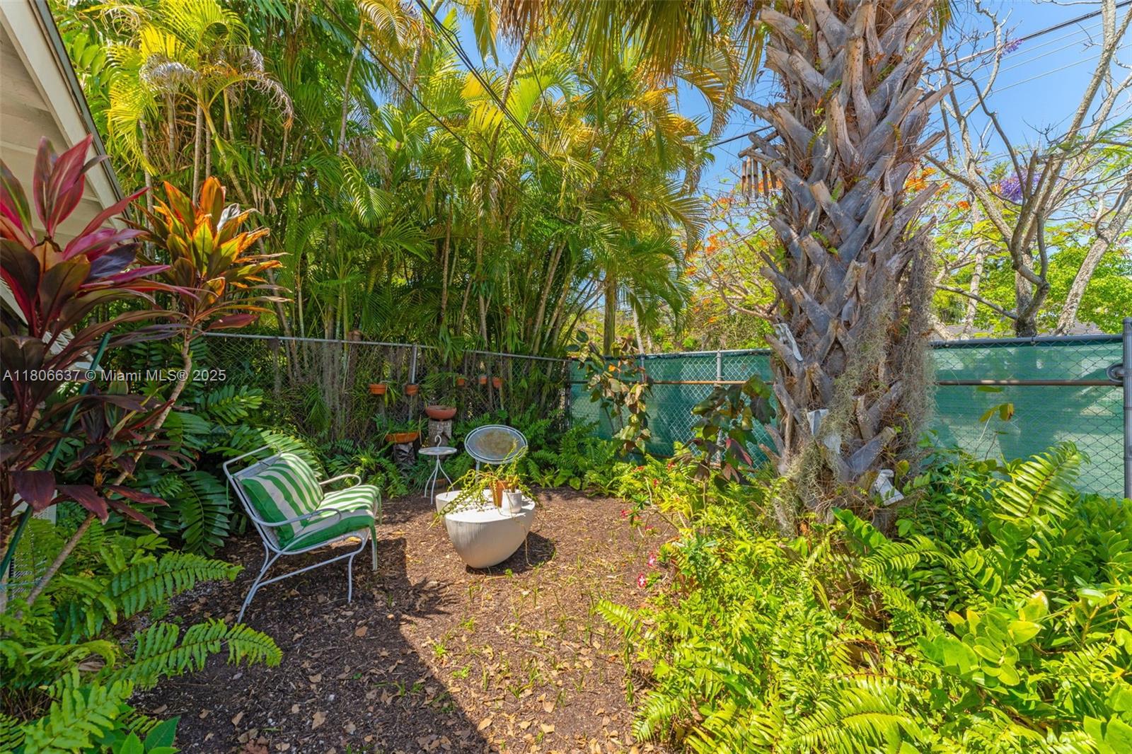 1895 Southwest 25th Street Miami, FL 33133 - Photo 18 of 24