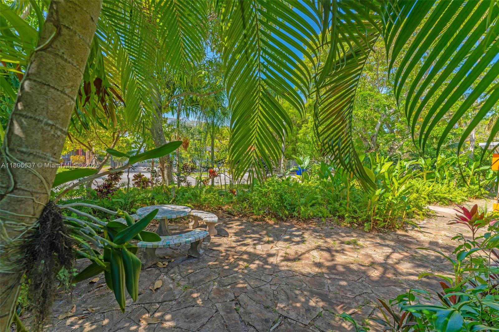 1895 Southwest 25th Street Miami, FL 33133 - Photo 19 of 24