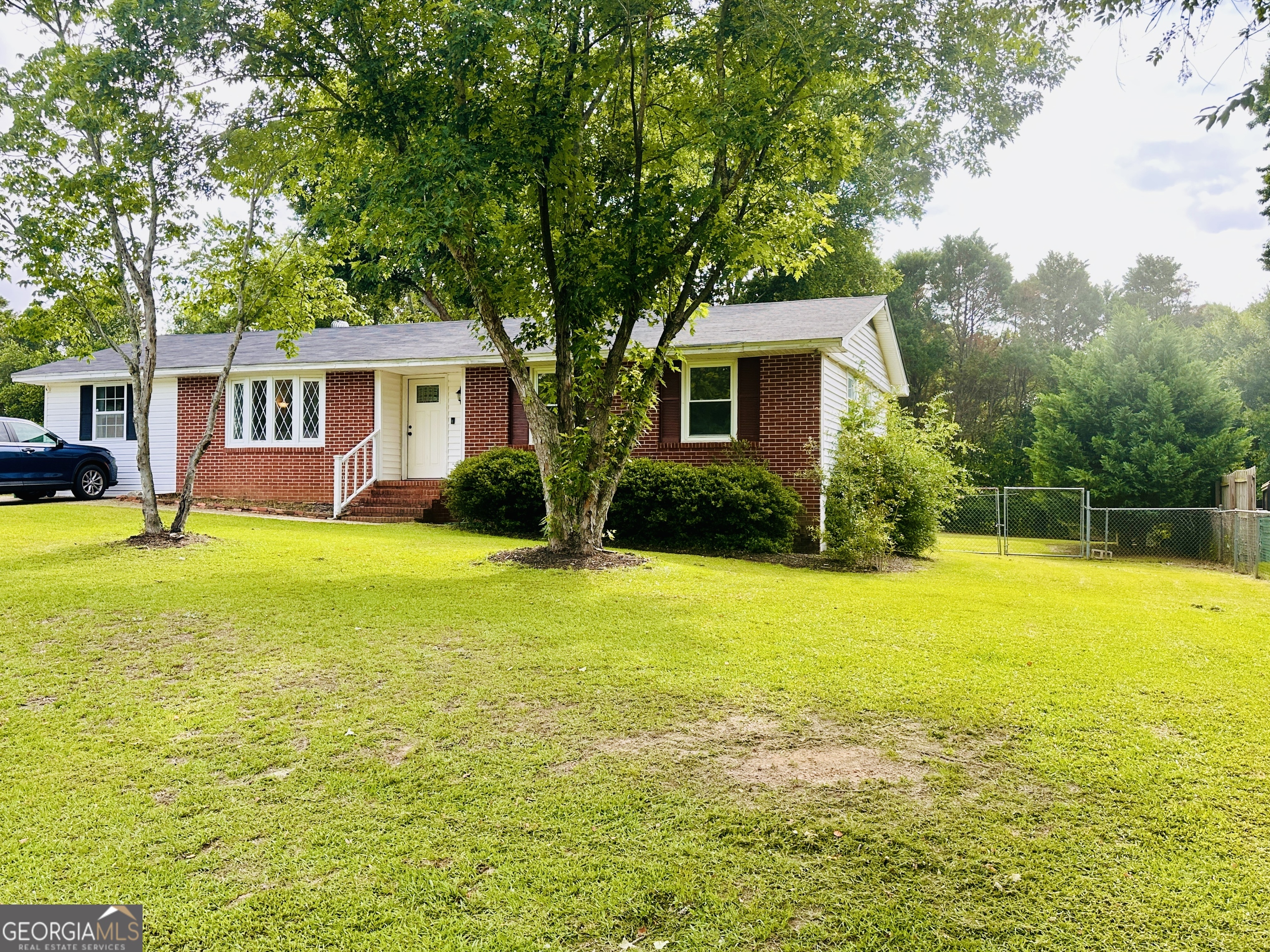 213 Hilltop Road Perry, GA 31069 - Photo 3 of 21