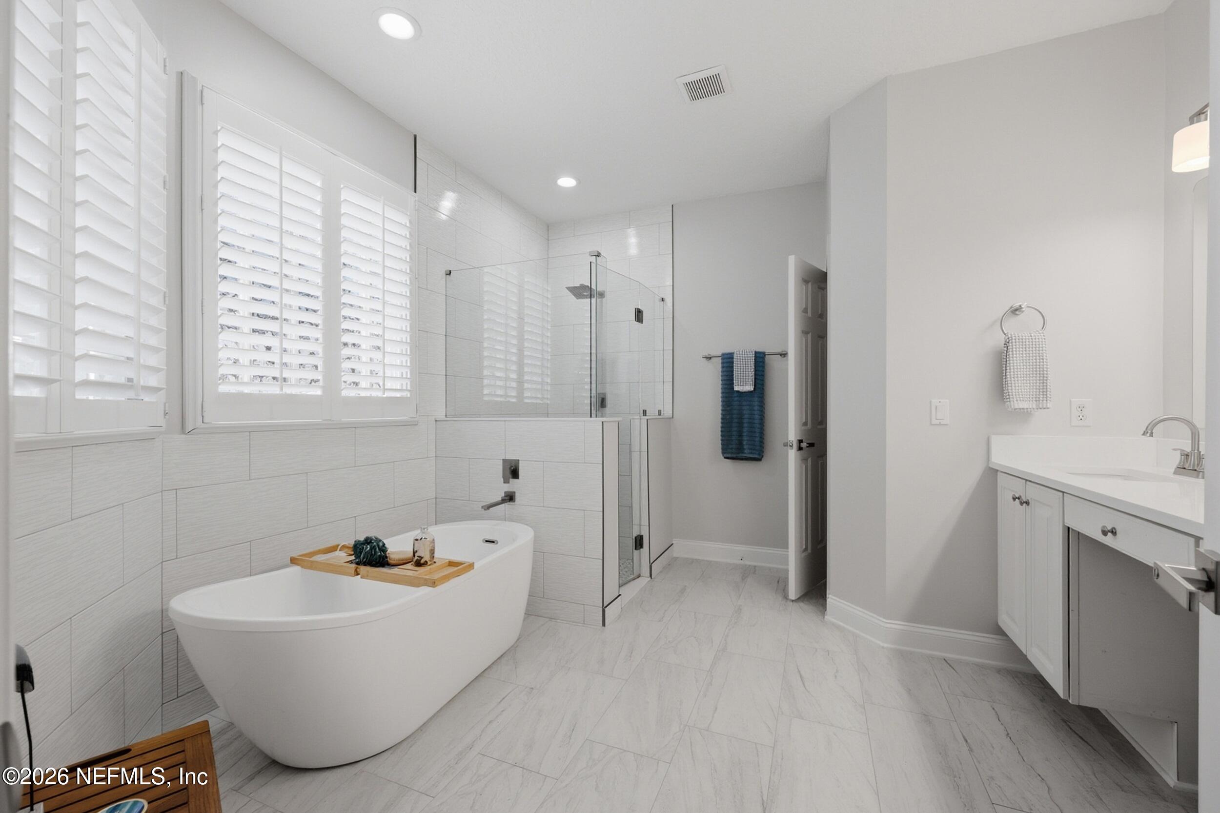 509 Wetherby Lane St. Augustine, FL 32092 - Photo 19 of 65 Primary Bath