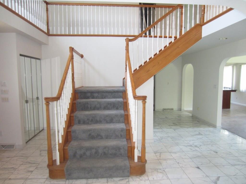 2382 Saunders Station Road Monroeville, PA 15146 - Photo 2 of 23 Gallery Image 2
