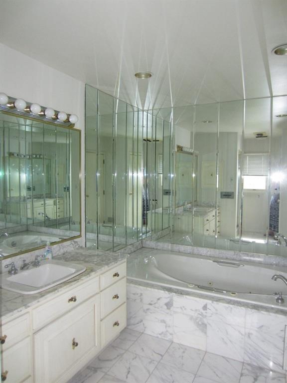 2382 Saunders Station Road Monroeville, PA 15146 - Photo 13 of 23 Gallery Image 13