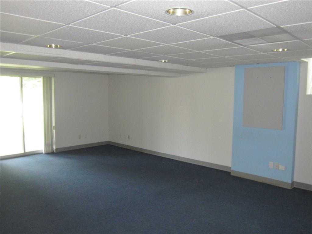 2382 Saunders Station Road Monroeville, PA 15146 - Photo 18 of 23 Gallery Image 18