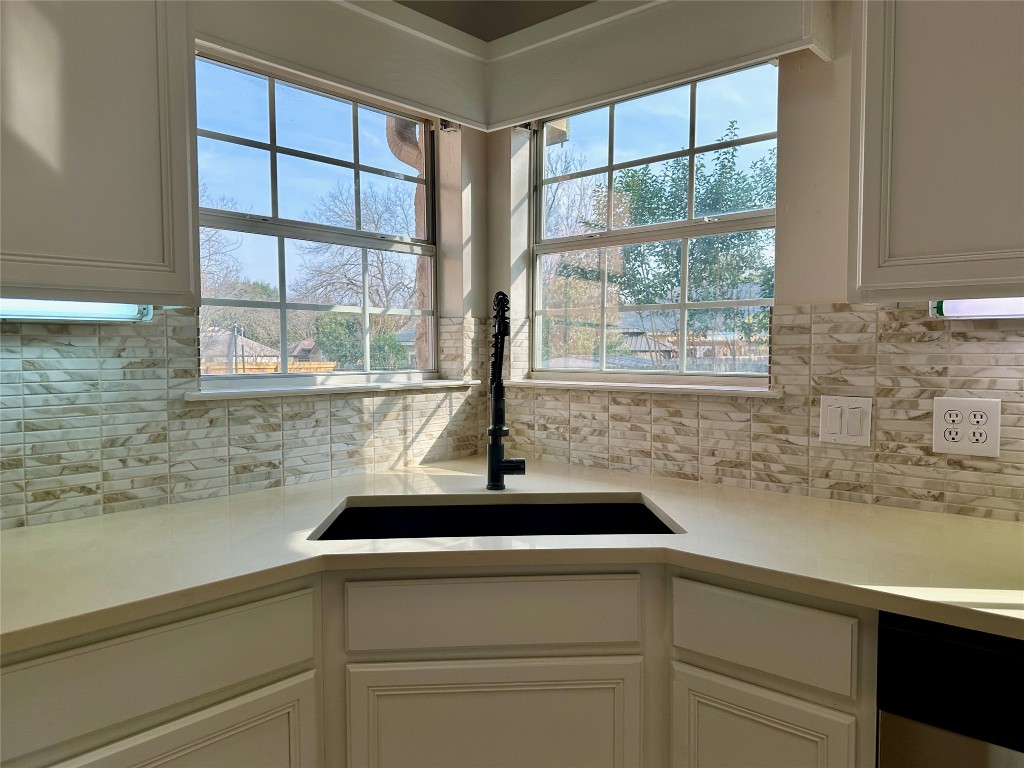 104 Benchmark Street Georgetown, TX 78626 - Photo 10 of 39 a sink with a window