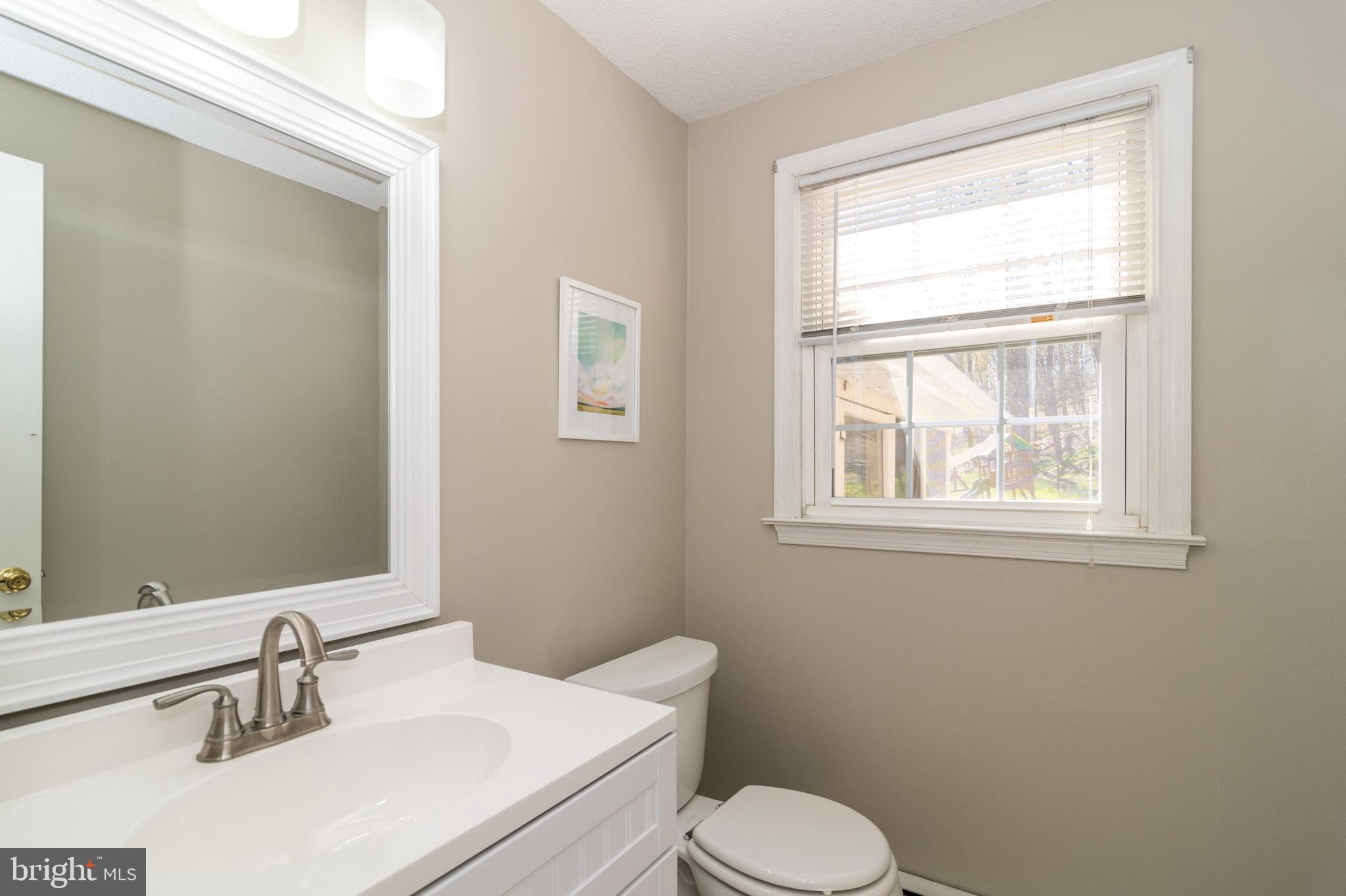 98 Chapman Road Doylestown, PA 18901 - Photo 20 of 49 Updated Hall bath