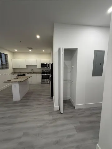 $2,300 | 859 East 24th Street, Unit 402, Hialeah, FL 33013