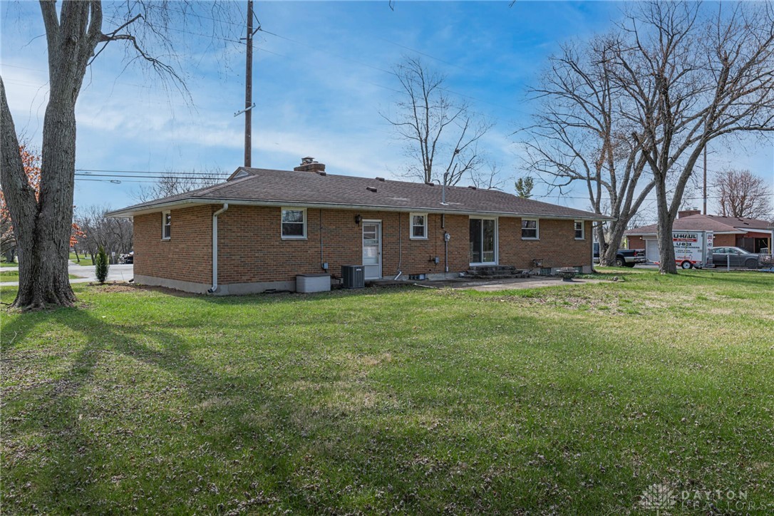271 East Spring Valley Pike Centerville, OH 45458 - Photo 34 of 37 Gallery Image 34