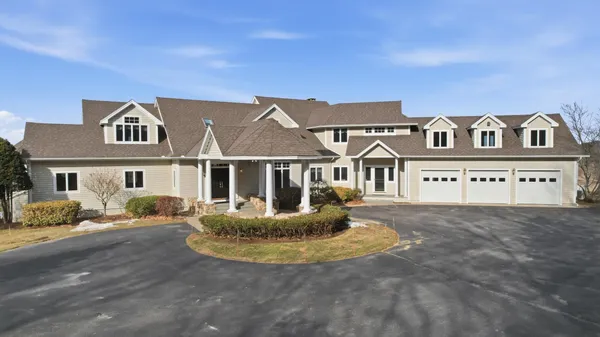 $1,899,900 | 955 Catamount Road, Pittsfield, NH 03263