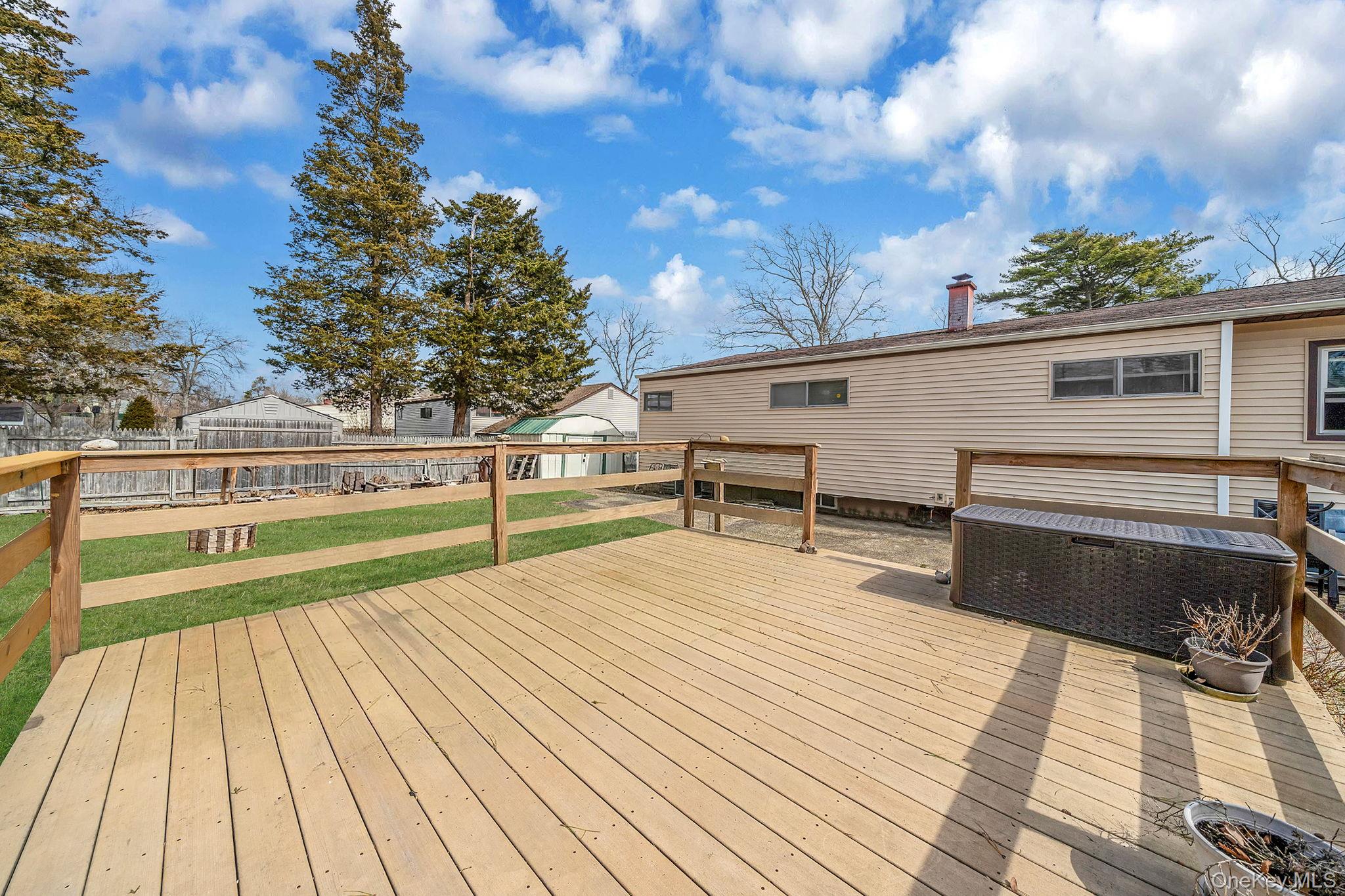 156 Gibbs Road Central Islip, NY 11722 - Photo 12 of 47