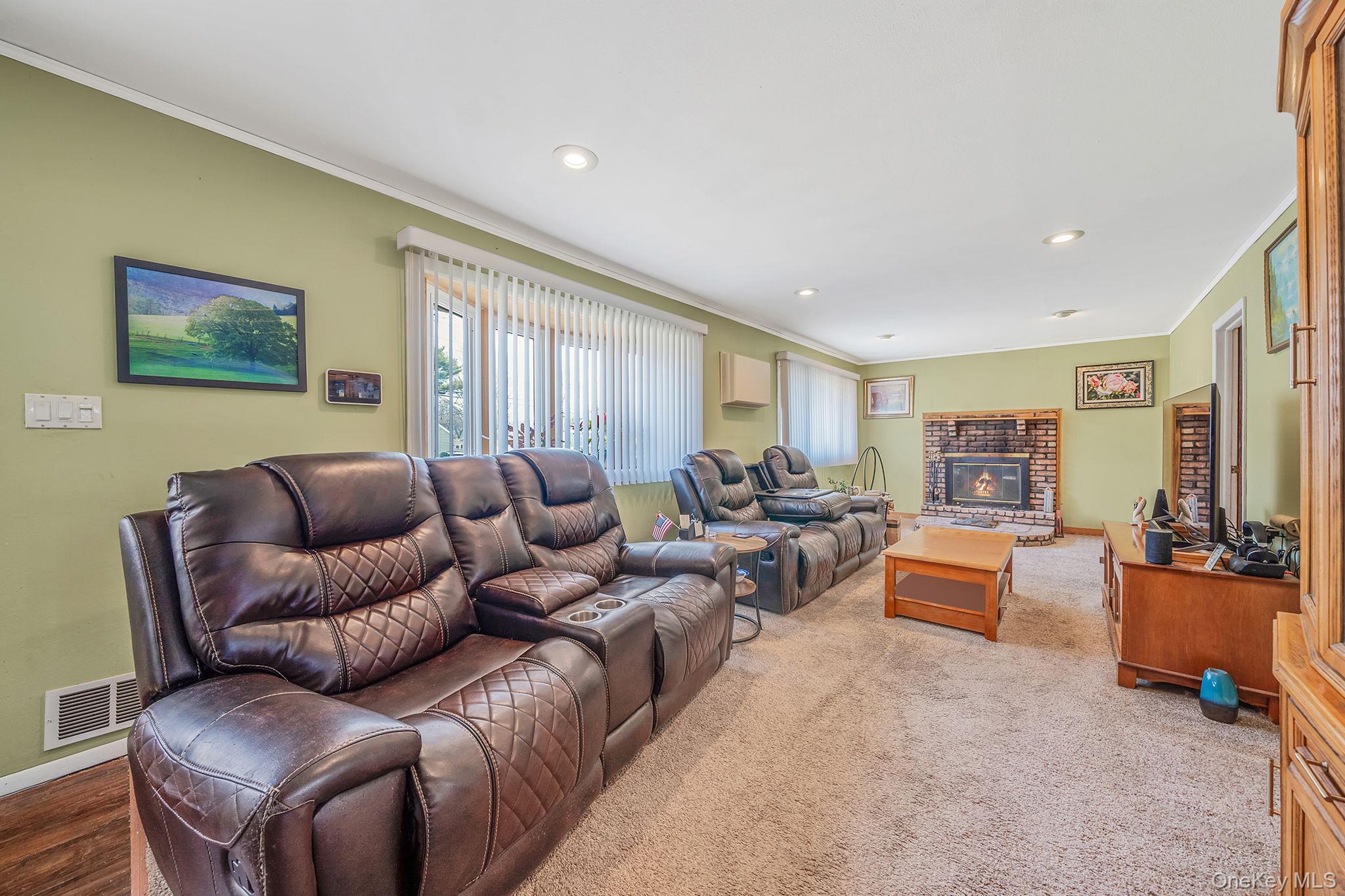 156 Gibbs Road Central Islip, NY 11722 - Photo 13 of 47