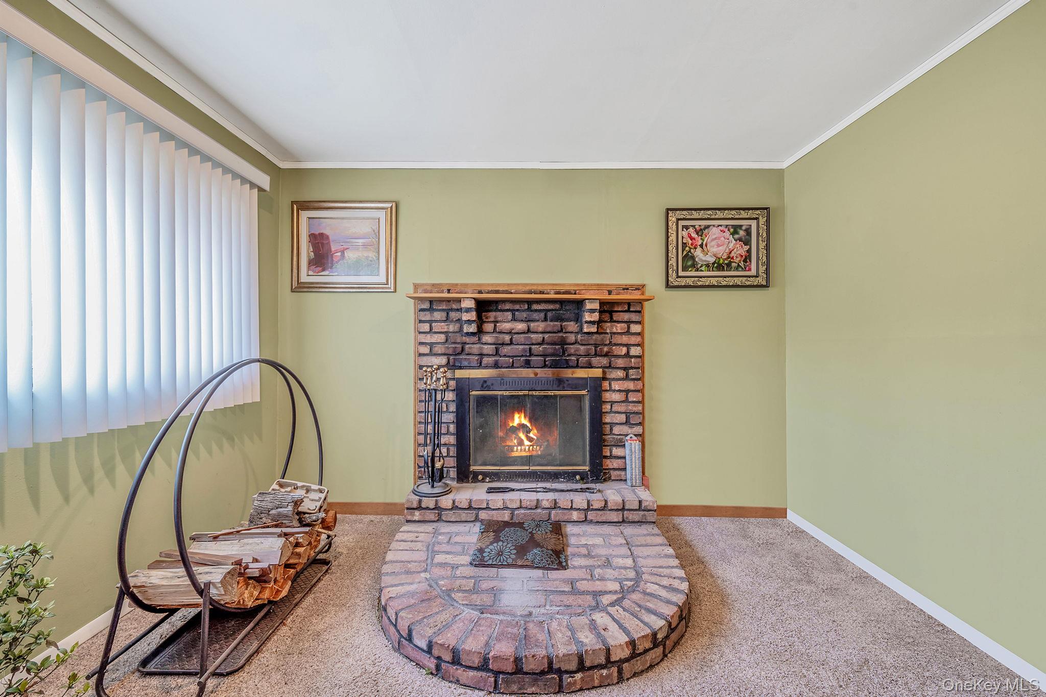 156 Gibbs Road Central Islip, NY 11722 - Photo 16 of 47