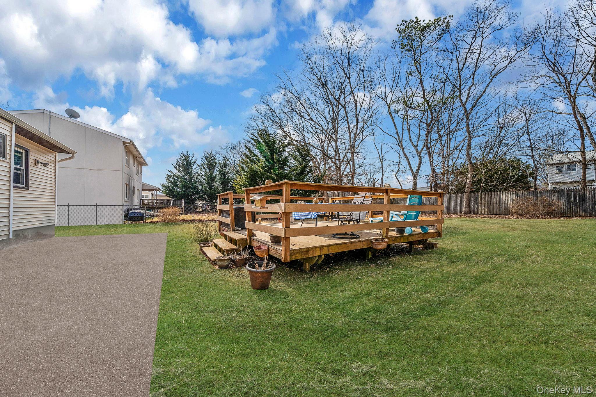 156 Gibbs Road Central Islip, NY 11722 - Photo 10 of 47