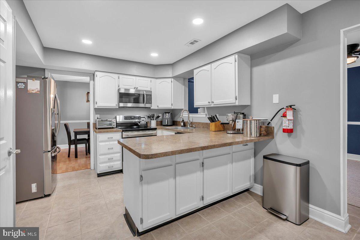 166 Stratton Lane Mount Laurel, NJ 08054 - Photo 12 of 24 Gallery Image 12