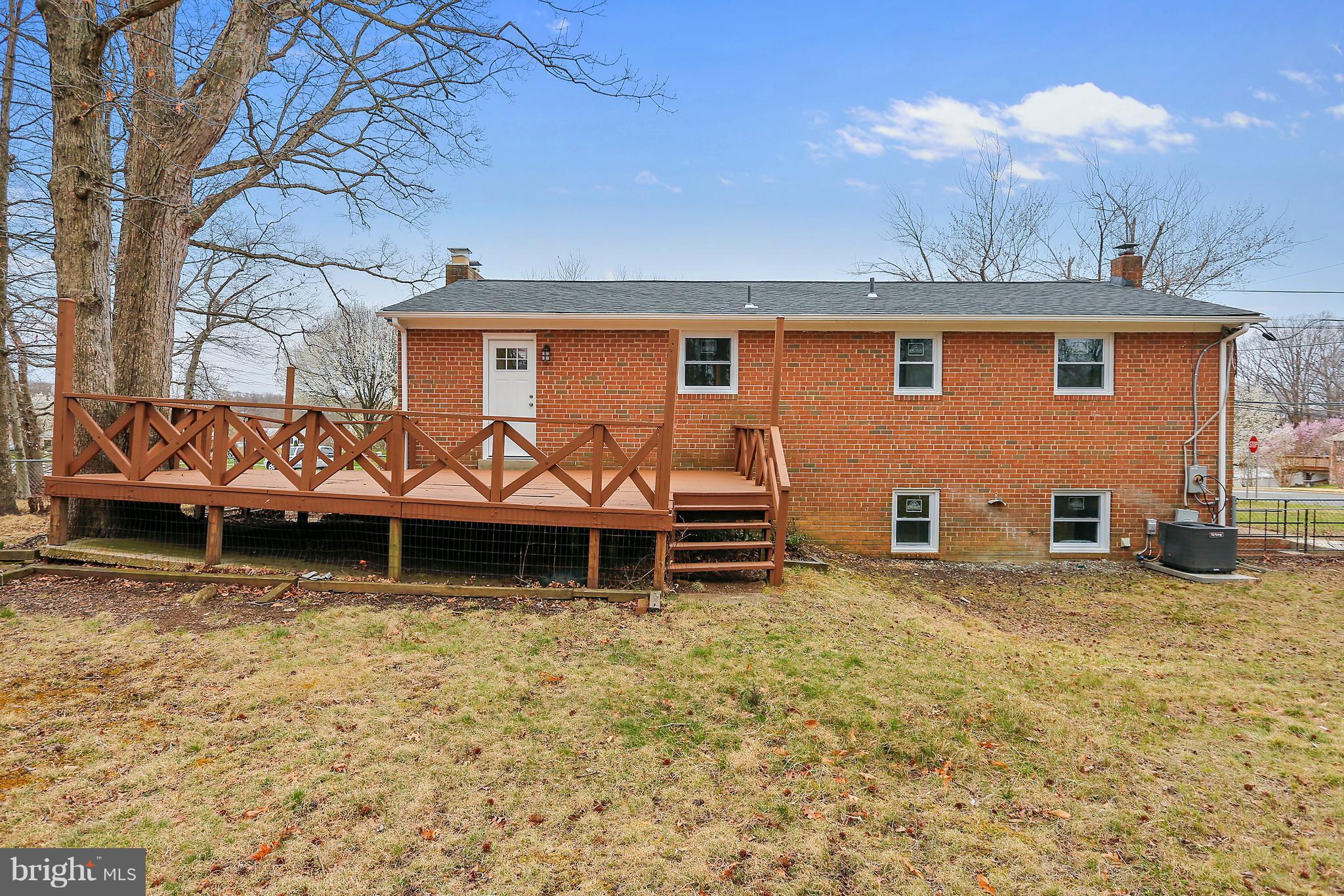 3200 Kingsway Road Fort Washington, MD 20744 - Photo 27 of 28 Exterior (Rear)
