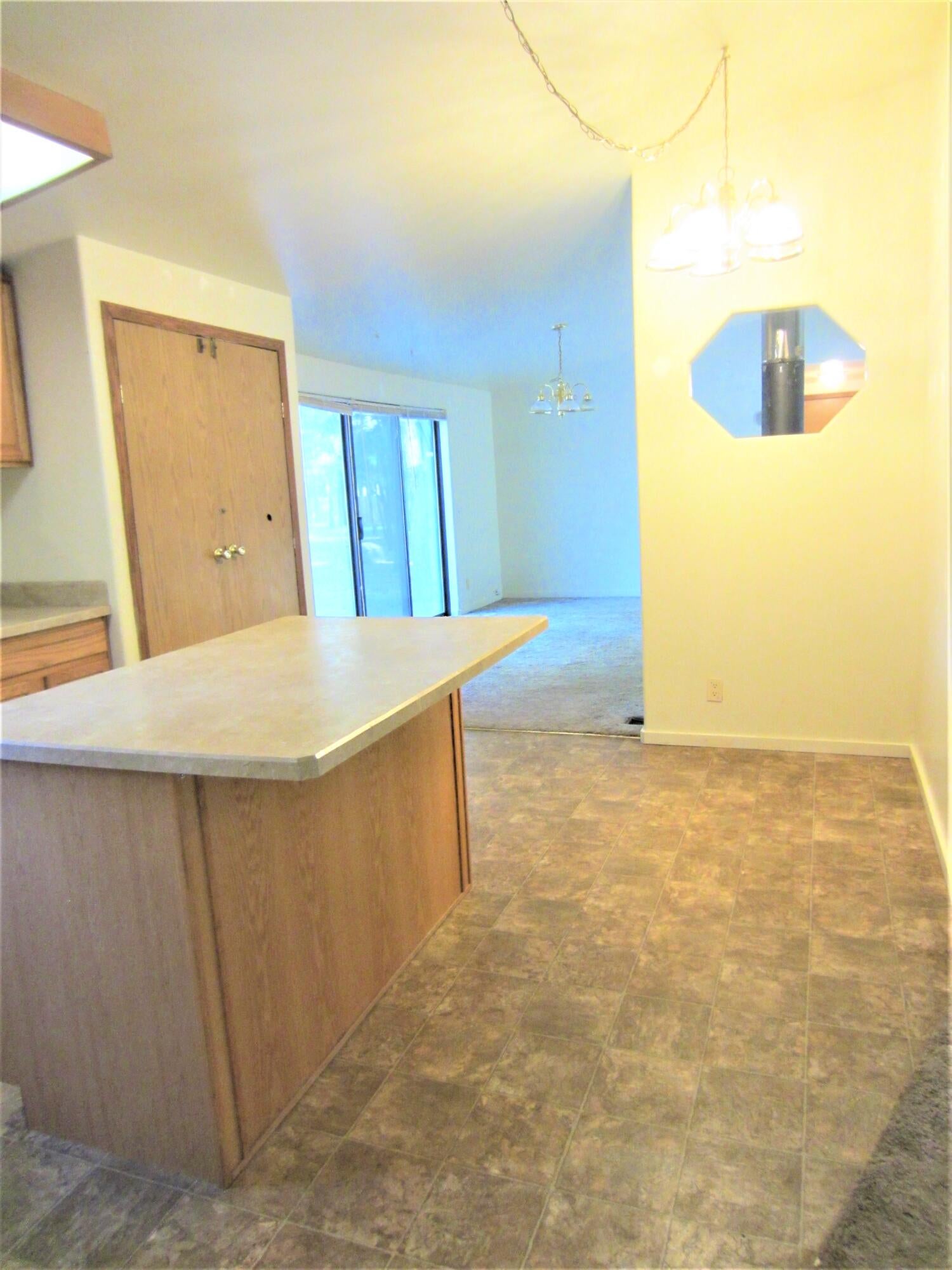 14652 Bluegrass Loop Sisters, OR 97759 - Photo 12 of 31 Eating area