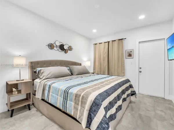 $3,300 | Edison, Miami, FL 33127