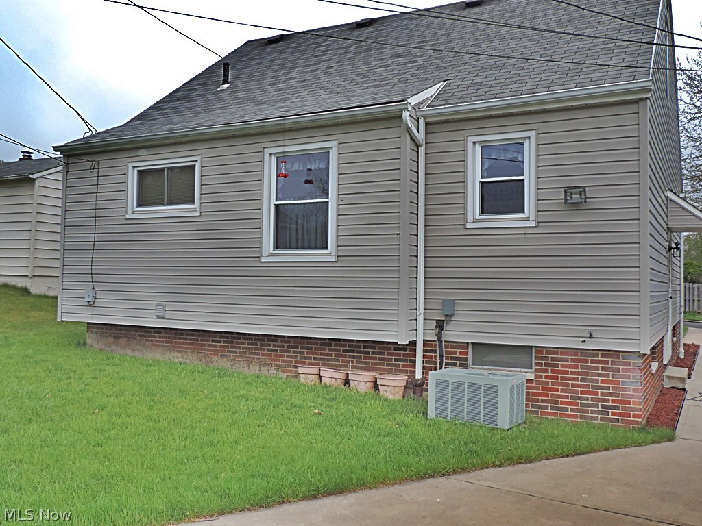 11504 Fordham Road Garfield Heights, OH 44125 - Photo 29 of 31