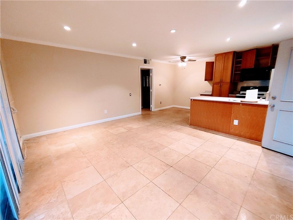 2811 South Fairview Street Santa Ana, CA 92704 - Photo 4 of 24