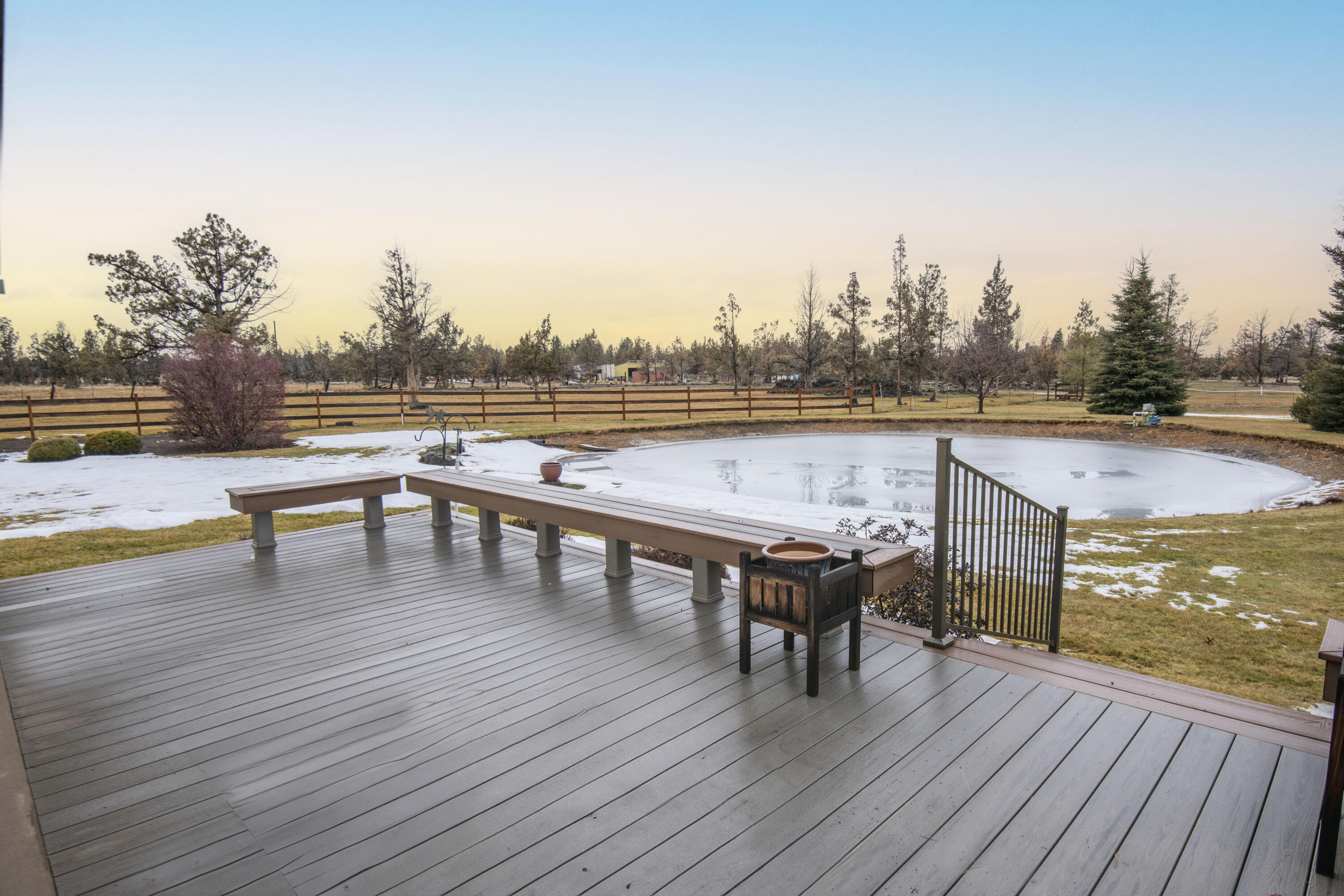 22252 Nelson Road Bend, OR 97701 - Photo 14 of 21 a view of a terrace with seating space
