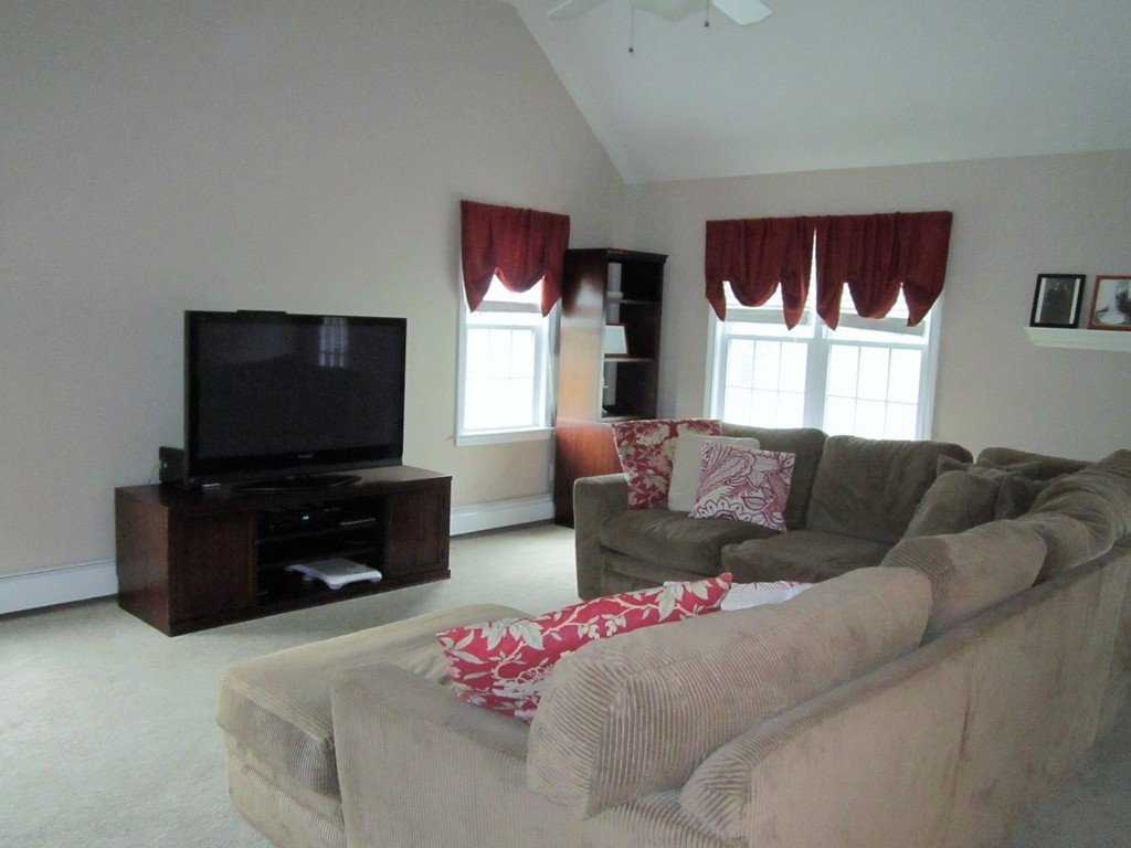 24 10 Rod Road Rutland, MA 01543 - Photo 13 of 27