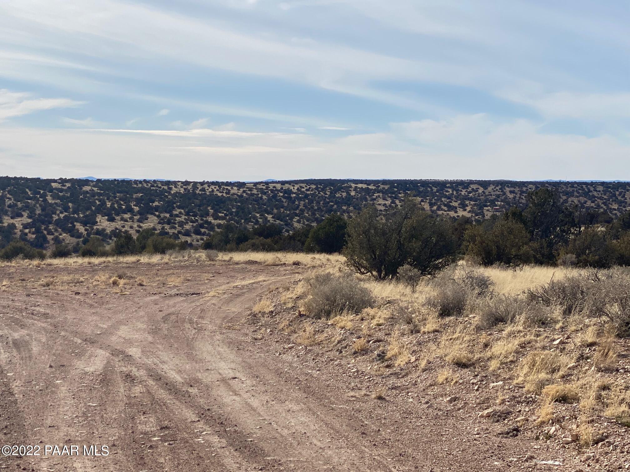 8362 Sharp Knife Road Williams, AZ 86046 - Photo 4 of 22 IMG_1709