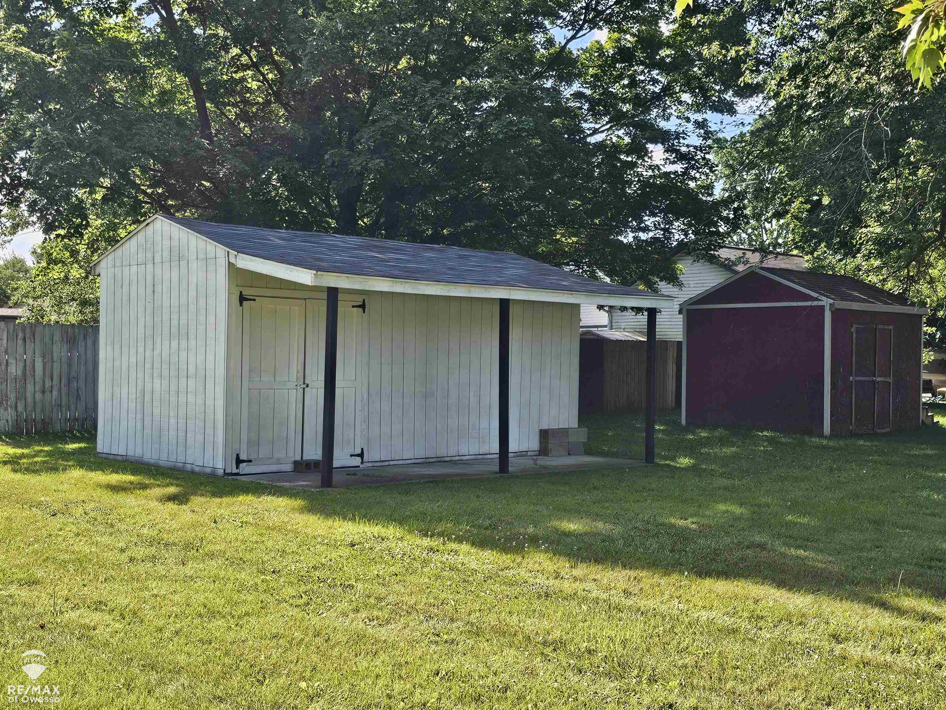 1516 North Hickory Road Owosso, MI 48867 - Photo 25 of 26 View off the back deck